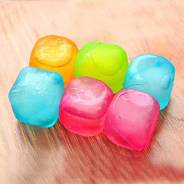 Fruit Design Plastic Reusable Ice Cubes Drinks Chillers